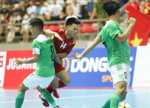 Futsal Việt Nam khởi đầu không suôn sẻ