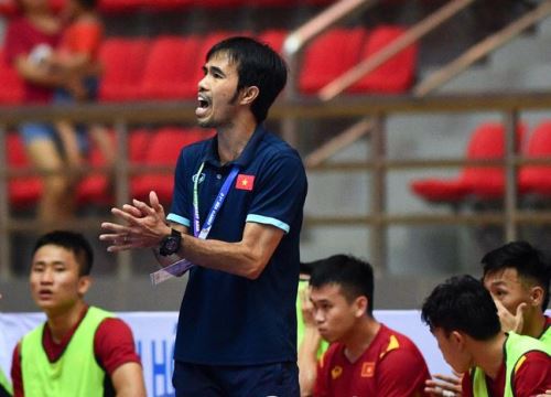 HLV Minh Giang giải thích lý do futsal Việt Nam không thắng Indonesia