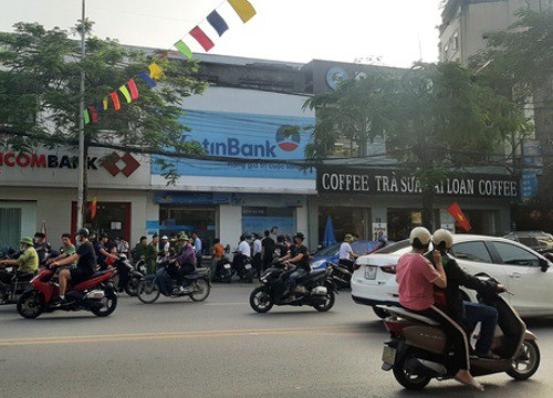 Truy bắt nghi phạm cướp 'hụt' ngân hàng VietinBank giữa trung tâm Hải Phòng