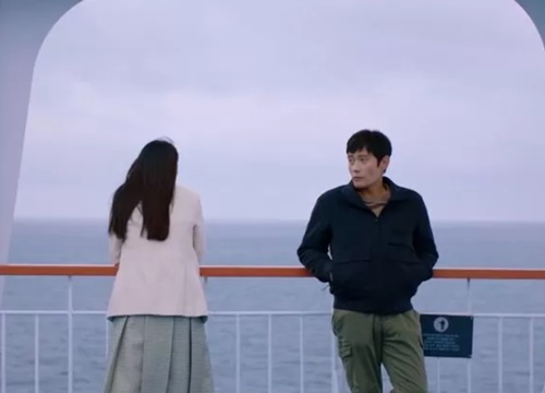 'Our Blues' phá kỷ lục rating trong tập Shin Min Ah Lee Byung Hun trở lại