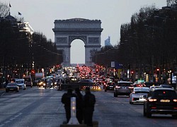 Pháp chỉnh trang Đại lộ Champs-Elysees chuẩn bị cho Olympic 2024