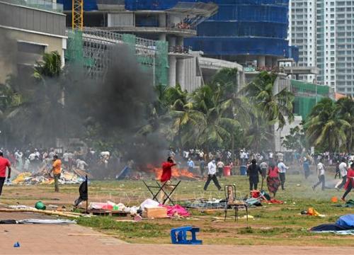 Sri Lanka áp đặt lệnh giới nghiêm ngăn chặn tình trạng bạo lực