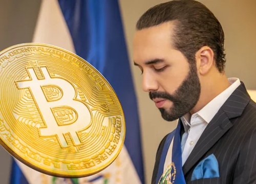 Tổng thống El Salvador khoe lời gần 1 triệu USD nhờ bắt đáy Bitcoin