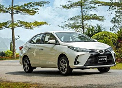 Xe nhập khẩu Toyota bán chạy bất ngờ dù không được giảm phí trước bạ