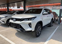 3 cú lật đổ ngôi vương bất ngờ trong tháng 4 tại Việt Nam: City bỏ xa Vios, CR-V và Fortuner giành lại chỗ đứng sau thời gian dài bị áp đảo
