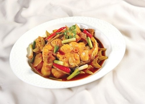 Cách làm cá trắm kho khế cực ngon, làm ấm lòng người dân xa xứ