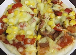 Cách làm pizza xúc xích bằng chảo chóng dính cực nhanh chóng tại nhà