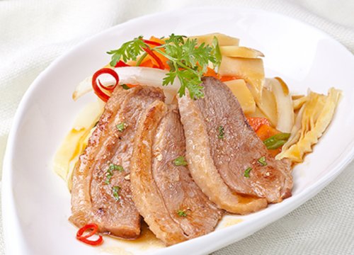 Cách làm vịt xào măng dân dã cho cả nhà thưởng thức