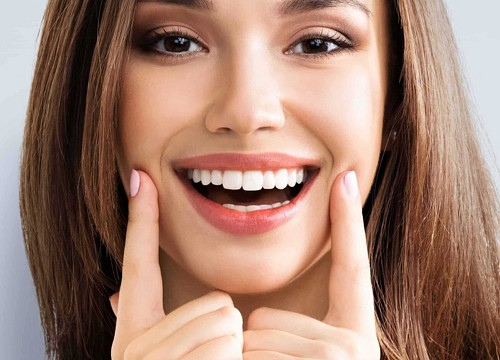 Cười cũng dễ hình thành nếp nhăn, chị em nên chú ý