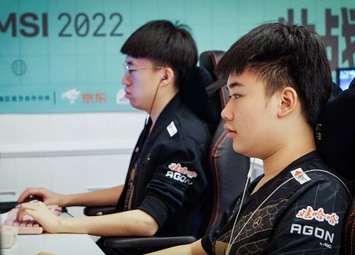 Nói mình bị Riot 'đối xử bất công' ở MSI 2022, RNG gây tranh cãi nảy lửa: 'Câu đấy phải là của VCS' | Tin Game