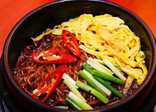 Thưởng thức mì tương đen ngon đúng điệu Hàn Quốc tại nhà
