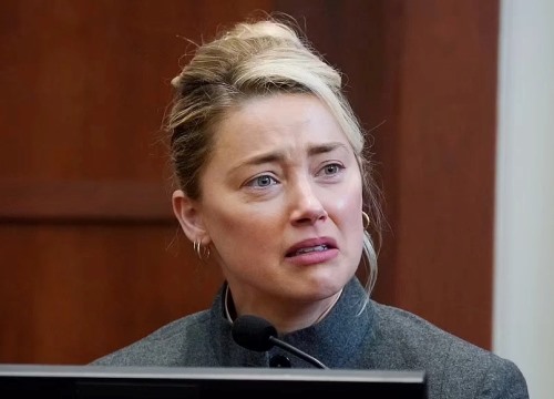 5 mâu thuẫn trong lời khai của Amber Heard