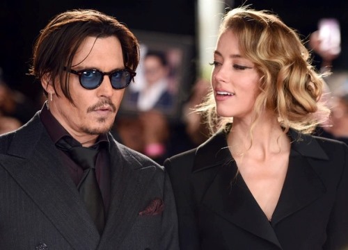 "Amber Heard muốn phá huỷ Johnny Depp"