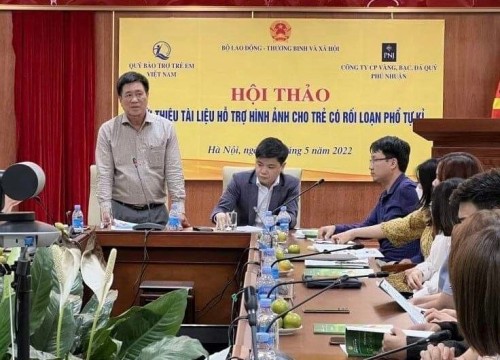 Ra mắt tài liệu 'Hỗ trợ hình ảnh cho trẻ em có rối loạn phổ tự kỷ'