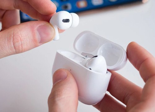 Apple bị kiện vì tai nghe AirPods gây mất thính giác cho trẻ nhỏ