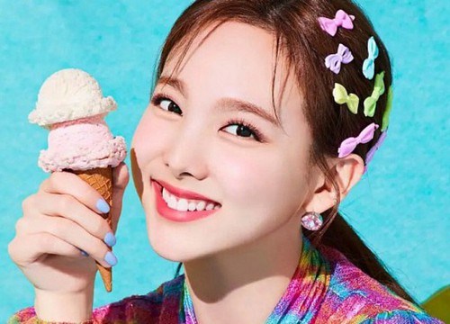 Nayeon (TWICE) thông báo ra mắt album solo đầu tay