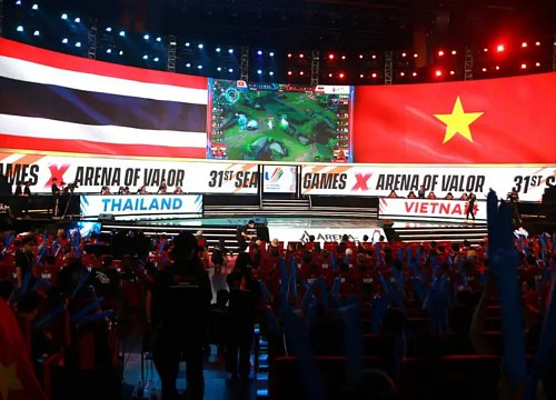 Gấu, ProE và dàn streamer nổi tiếng rủ nhau đến cổ vũ ĐT Liên Quân Việt Nam vô địch SEA Games 31