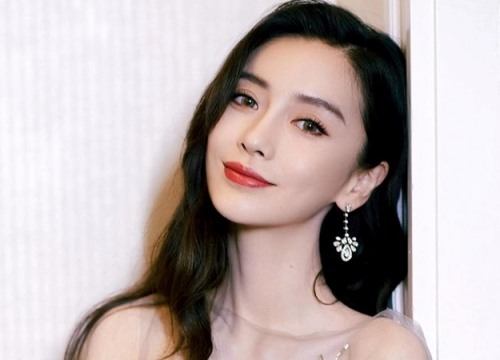 Sự nghiệp ảm đạm, chông chênh của Angelababy từ khi ly hôn