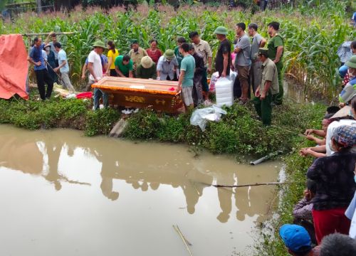 Thanh Hóa: Hai chị em gái đuối nước tử vong dưới ao gần nhà