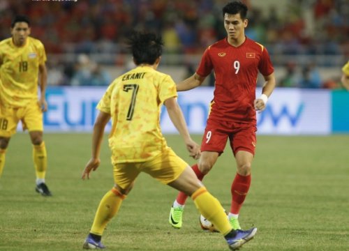 Trực tiếp U23 Việt Nam 1-0 U23 Thái Lan: Nhâm Mạnh Dũng ghi bàn