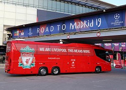 Xe bus của Liverpool suýt bị cháy