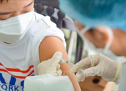 Bộ Y tế tiếp tục 'thúc' các địa phương tăng cường tiêm vaccine phòng COVID-19