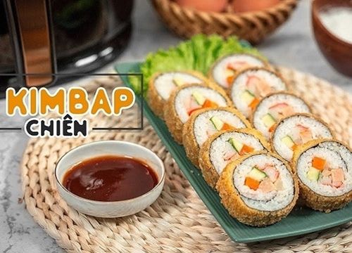 Cách làm cơm cuộn Hàn Quốc bằng tay không cần mành tre