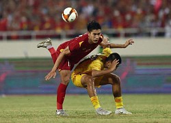 Đến thăm đội U-23 Thái Lan, bà Pang chỉ định luôn đội trưởng