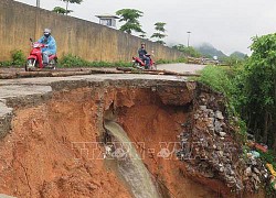 Mưa lũ lớn tại Bắc Bộ: 8 người chết và bị thương, nhiều tuyến đường sạt lở