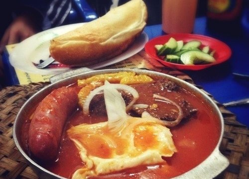 Tổng hợp 11 quán bánh mì chảo ngon ở Hà Nội được nhiều người ưa thích