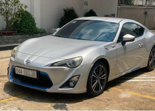 Toyota 86 sau 10 năm chạy 82km, rao bán 900 triệu tại Kiên Giang