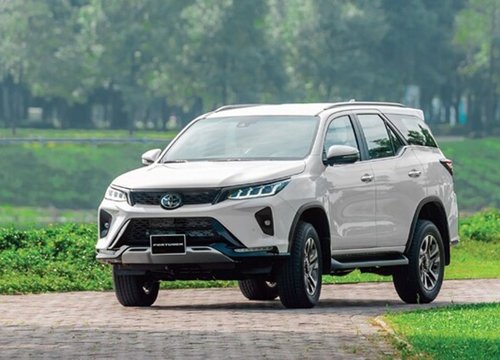 Toyota Fortuner sắp có thêm phiên bản mild hybrid tiết kiệm nhiên liệu