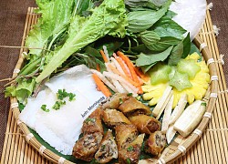 Trưa nay ăn gì: Bữa trưa dân dã cùng bánh hỏi chả giò