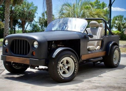 Jeep Wrangler 1988 'thay tim' Ford V8 bán chỉ hơn 400 triệu đồng