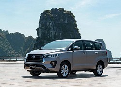 Khách mua Toyota Innova được hỗ trợ lệ phí trước bạ