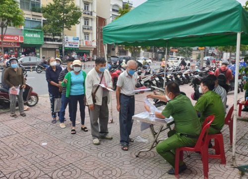 Từ vụ cò 'làm nhanh' căn cước: Trình tự cấp, đổi, cấp lại căn cước diễn ra như thế nào?