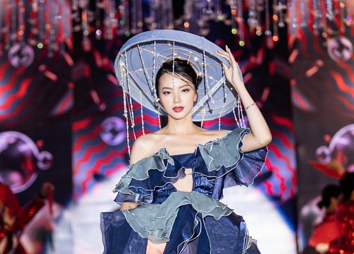 1000 người mẫu hội tụ tại Vietnam International Fashion Tour