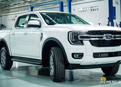 Ford Ranger XLT 2023 máy 2.0 biturbo ra mắt "sát nách" Việt Nam