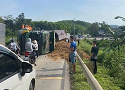 Lời kể nam thanh niên duy nhất sống sót thần kỳ trong vụ xe tải đè bẹp ô tô con