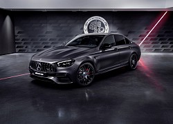 Cận cảnh Mercedes-AMG E 63 S Final Edition bản giới hạn 999 chiếc