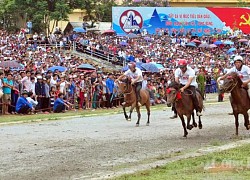 Độc đáo Lễ hội đua ngựa Bắc Hà