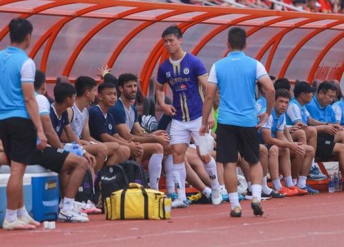 Duy Mạnh chấn thương, chắc chắn vắng mặt ở trận đá bù với Nam Định tại V.League 2022