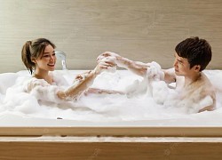 "Yêu" trong bồn tắm liệu có gây hệ lụy gì? Lời đáp của chuyên gia khiến nhiều người ngỡ ngàng