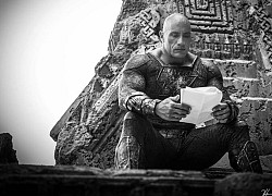 Bom tấn siêu anh hùng đầu tiên của The Rock 'Black Adam' thả xích trailer hành động mãn nhãn