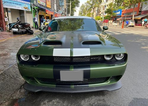 Dodge Challenger Hellcat Redeye đầu tiên về Việt Nam thuộc bộ sưu tập xe nghìn tỷ, riêng tiền 'option' hơn 100 triệu đồng