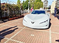 E-car - chiếc concept xe điện với thiết kế dị thường được hé lộ