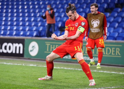 Khó tin Gareth Bale yêu cầu đồng đội Xứ Wales "đá bẩn" để tiến sâu ở World Cup