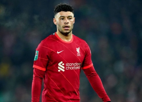 MU bỏ 10 triệu bảng mua Oxlade-Chamberlain