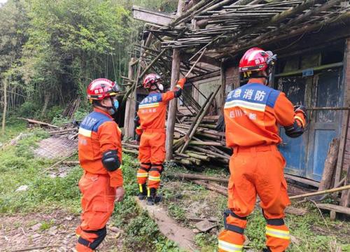 Tỉnh Tứ Xuyên (Trung Quốc) liên tiếp hứng chịu động đất