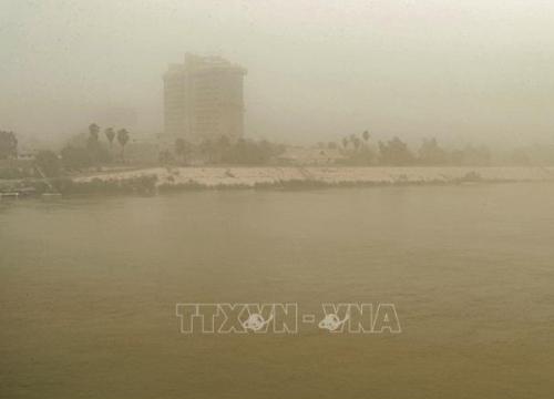 Iraq lại phải hủy các chuyến bay do bão cát